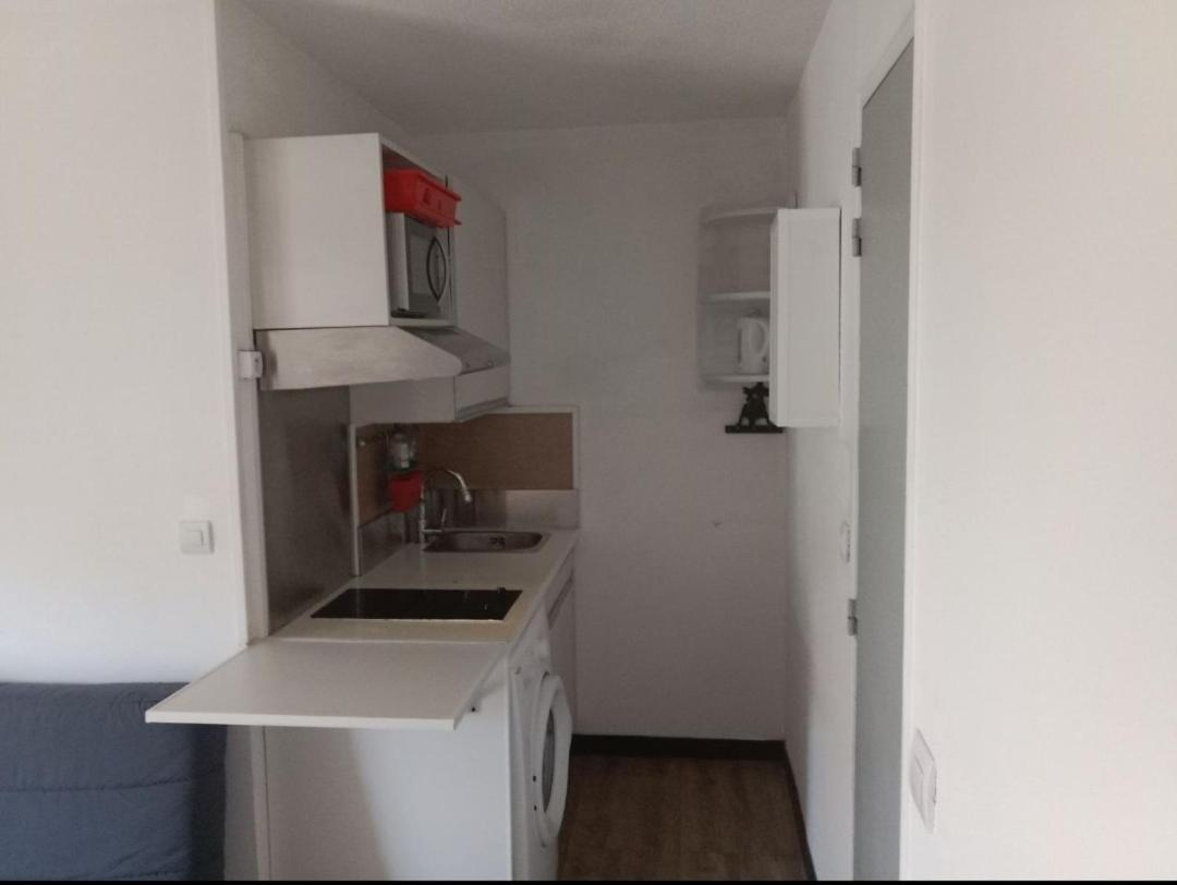 Frejus-Plage Et Centre-Ville, 28 M2, Accueil 4 Personnes, Francais, English Spoken Экстерьер фото
